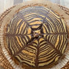A picture of Marble Cake.