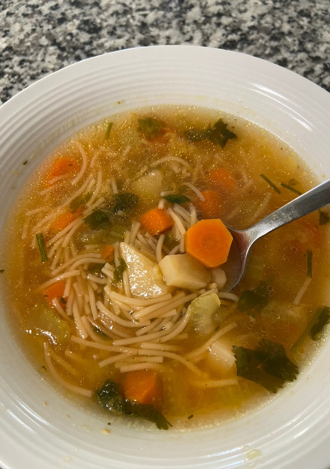 Una foto de Sopita de Fideo y verduras
