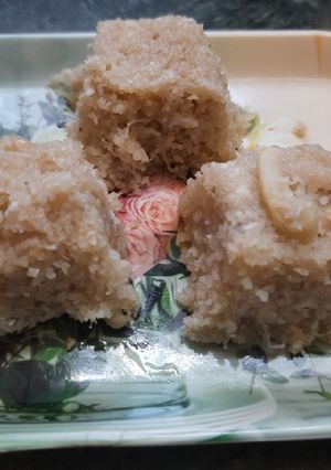खीरा / ककडी केक(kheera kakadi cake recipe in hindi) रेसिपी मुख्य फोटो