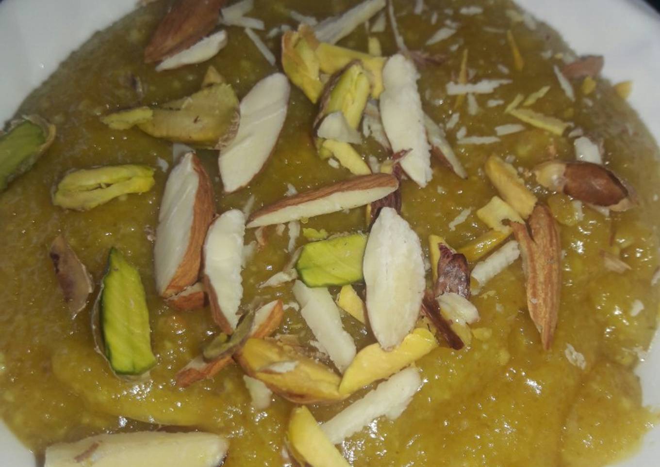 Creamy moong dal halwa