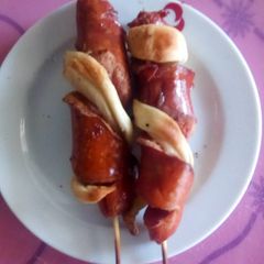 A picture of Twisted sausage with puff.