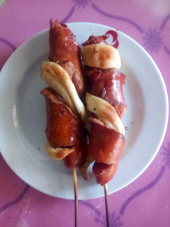 A picture of Twisted sausage with puff.