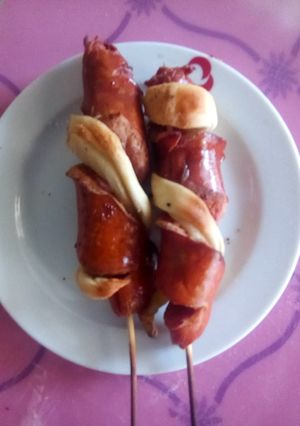 A picture of Twisted sausage with puff.