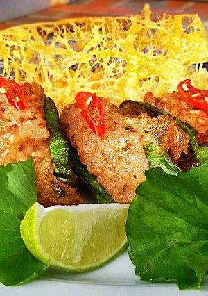 รูปของ ข้าว(น้ำพริกกะปิ)ปั้น ชุบไข่ ทอด