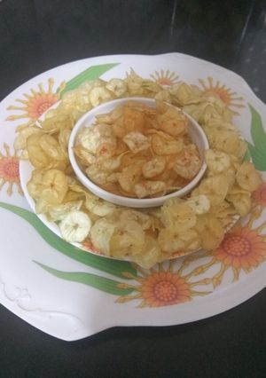 કાચા કેળાની વેફર રેસીપી મુખ્ય ફોટો