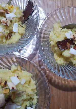 A picture of Sweet rice with semolina.