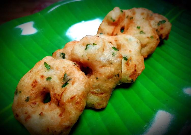 Urad dal Vada