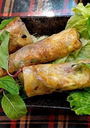 Hình của món Bánh tráng nướng bơ, tép khô, trứng.
