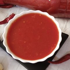 A picture of Chilli Garlic Sauce.