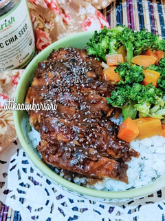 Foto resep Teriyaki Chicken and Veggie Rice Bowls