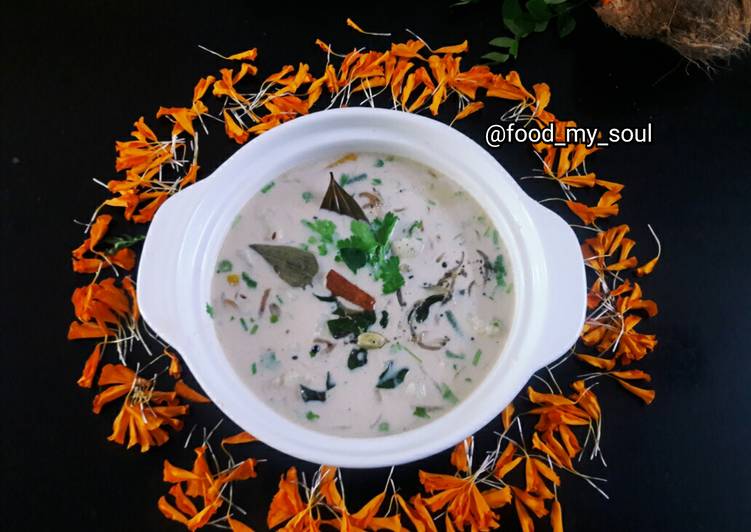 Vegetable Stew (Kerala Style Ishtu)