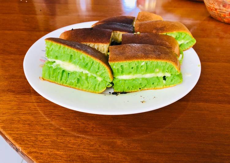 Martabak manis ijo bersarang