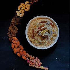 A picture of Sheer Khurma.