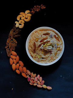 A picture of Sheer Khurma.