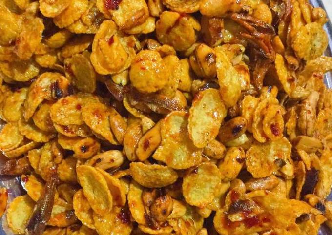 Resep Kacang corn flakes ikan bilis pedas manis oleh Widya - Cookpad