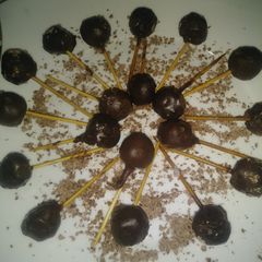 A picture of Chocolate lolypops.
