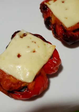 Una foto de Pimientos asados con atún