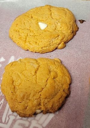 A picture of White Scotch Cookies.
