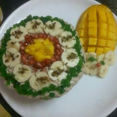A picture of Mango banana cake.
