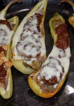 Una foto de Ajíes en vinagre rellenos con carne