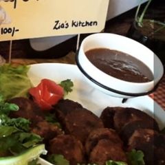 A picture of Beef Shami Kababs.