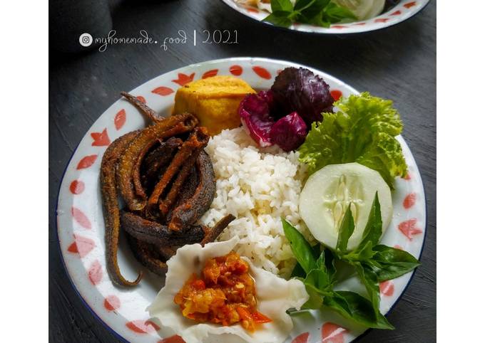 Nasi Sambel Belut