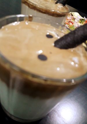 A picture of Dalgona coffee.