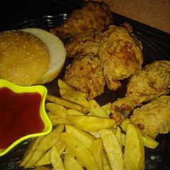 A picture of Chicken broast.