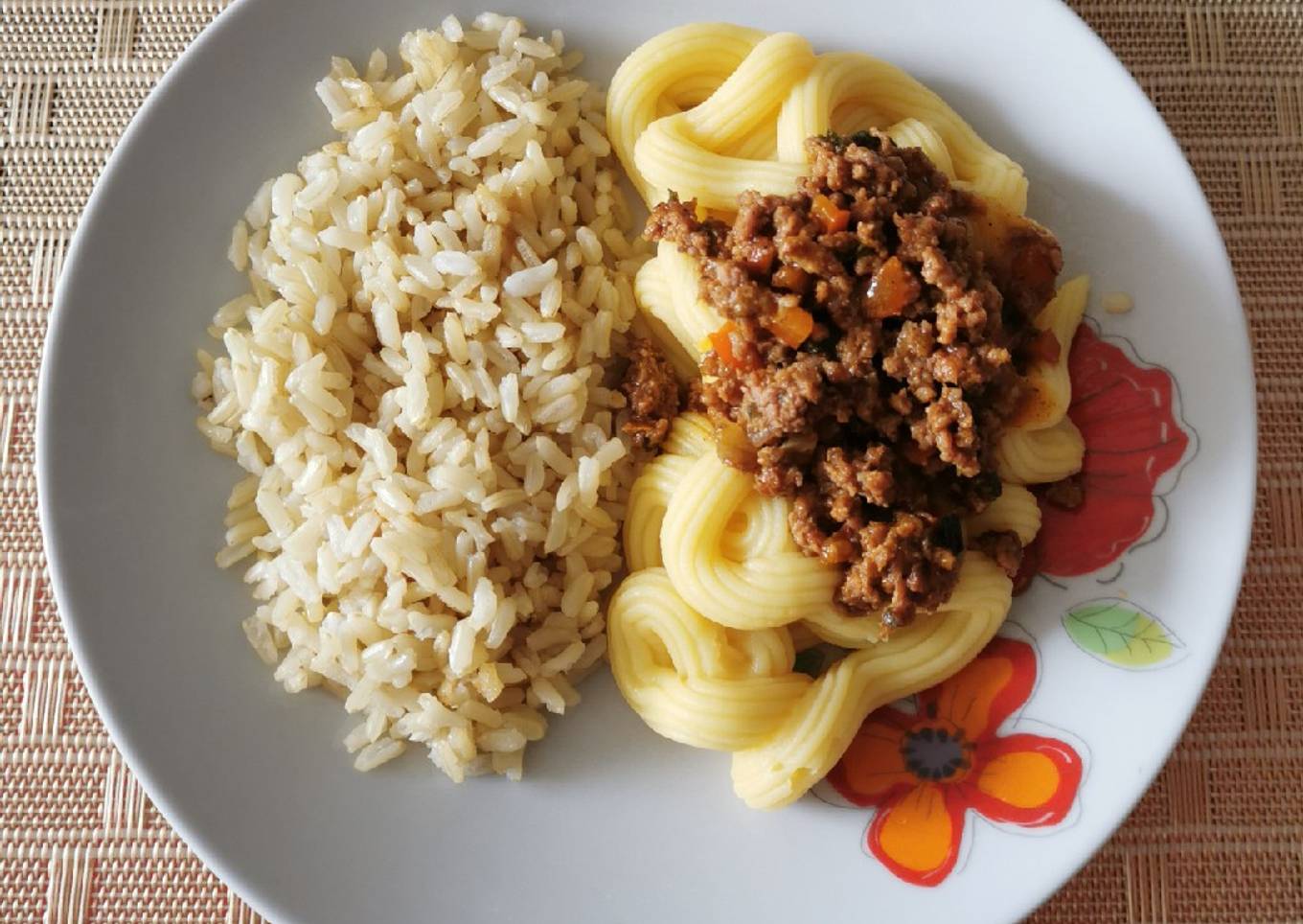 Puré con Salsa de Carne Molida