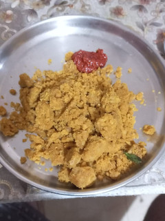 દુધી ના મુઠીયા (Dudhi Muthia Recipe In Gujarati) રેસીપી મુખ્ય ફોટો