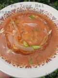 Mini Fu Yung Hai (Dadar Sayur) dengan (saus) Sup Tomat