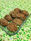 Sesame cookies