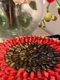 Torta de chocolate com framboesas e mirtilos sem cozimento