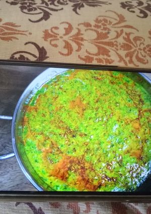 A picture of Palak spinach curry.