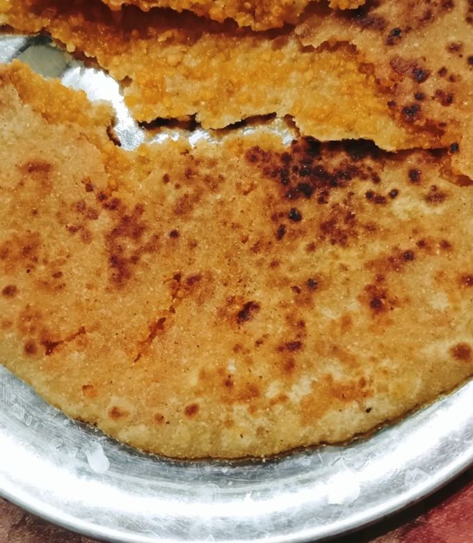 बूंदी लड्डू का पराठा (Boondi Laddu ka paratha recipe in hindi) रेसिपी मुख्य फोटो