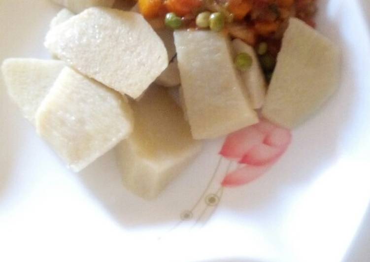 Simple Way to Prepare Any-night-of-the-week Boil yam with egg sauce