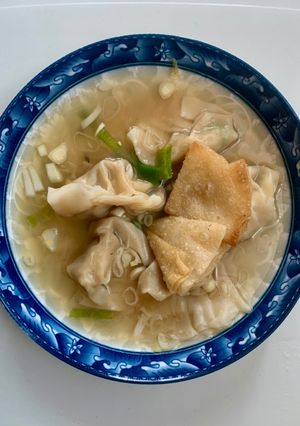 Foto resep Wonton Soup Simple (Tanpa Ayam dan Udang)