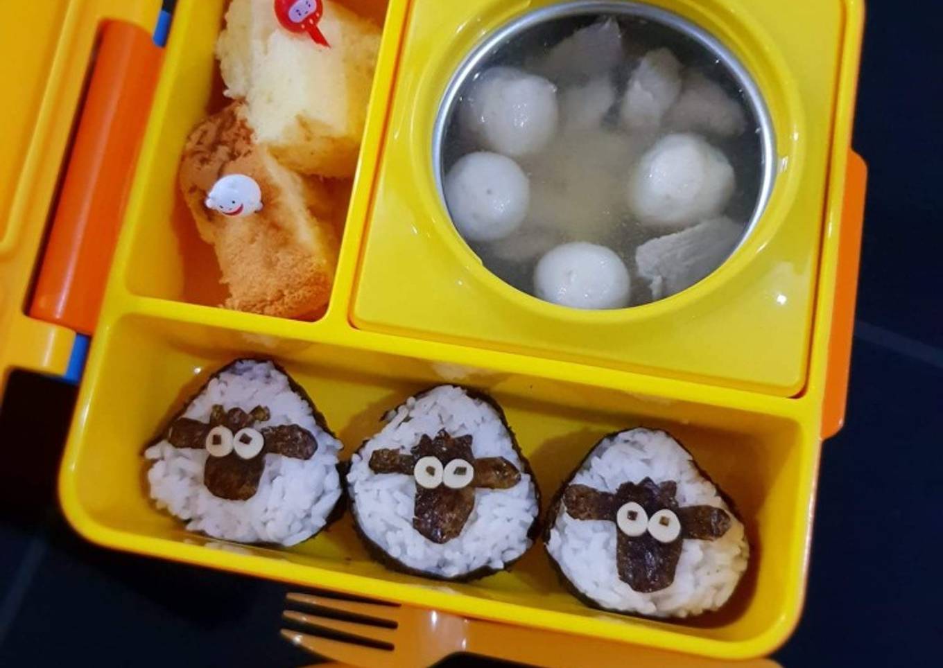 Sheep lunchbox
