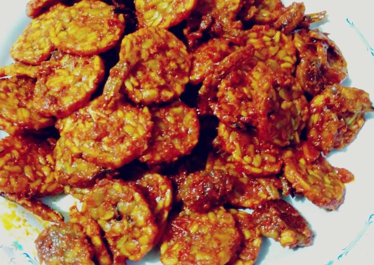 Tempe teri campur bakso goreng balado😊