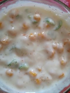 બુંદી રાઇતું (Boondi Raita Recipe In Gujarati) રેસીપી મુખ્ય ફોટો