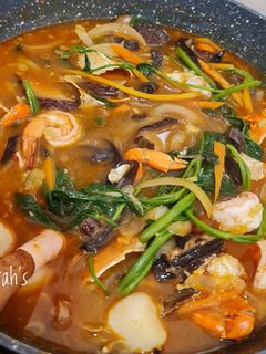 Foto resep Jjampong (mie seafood pedas)