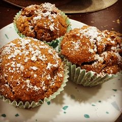 A picture of Gingerbread Muffins.