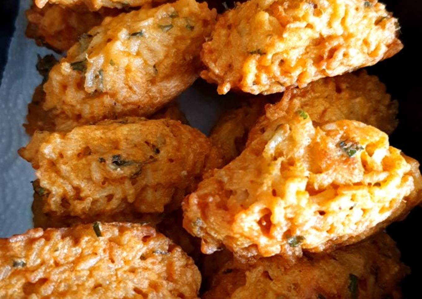 Buñuelos de arroz especiados