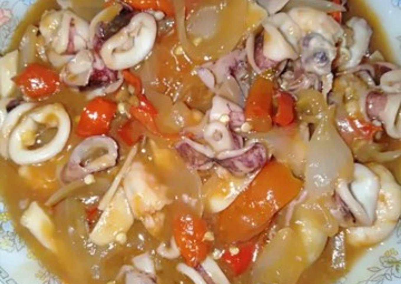 Udang dan Cumi Asam Manis