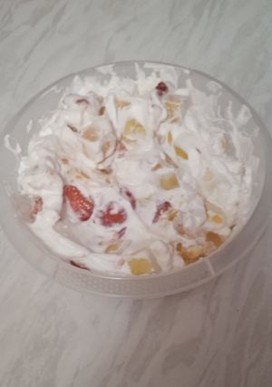 O poză a rețetei Salata de Fructe Hawaiiana Tip Cheesecake.