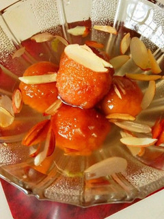 A picture of Bread gulab jamun.