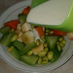 รูปของ Salad buah sayur