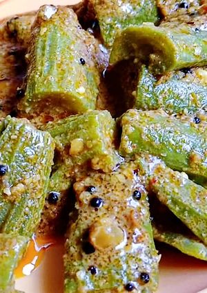 लाजवाब दोडका (dodka recipe in marathi) रेसिपी चे मुख्य फोटो