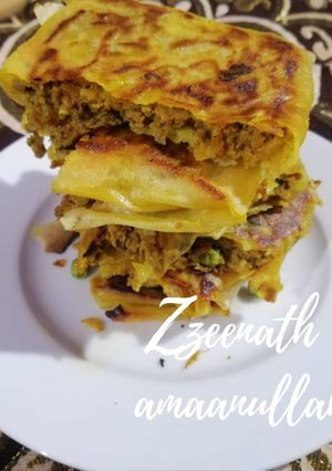 A picture of Indian Style Spring Roll Mutabbaq.