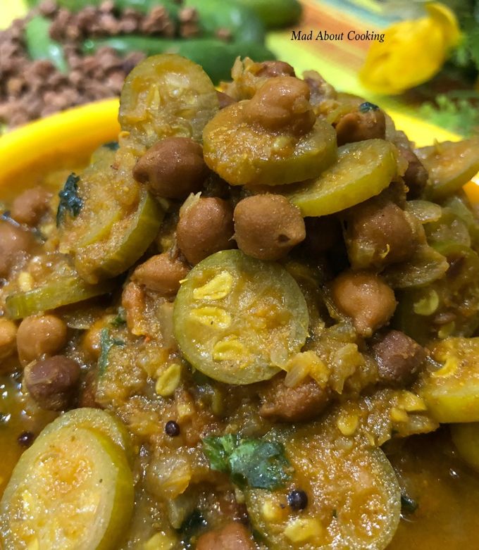 A picture of Tindora Black Chickpea Masala Curry (Kundru Kala ChanaCurry) – Lunch Recipe.